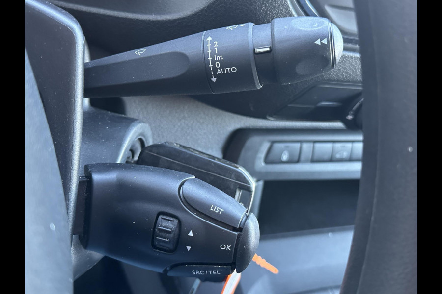 Peugeot Expert 1.5 BlueHDI 100 Premium*A/C*PDC*CRUISE*3PERS.*