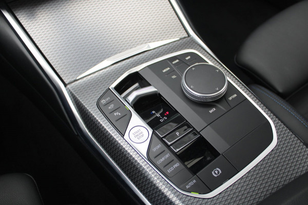 BMW 3 Serie Touring M340i xDrive Pro | Pano | Memory | ACC | HK | HUD | Elek. Trekhaak