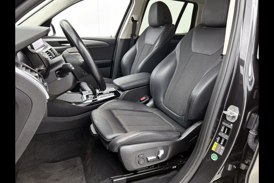 BMW X3 XDrive30e eDrive Edition(Dealer OnderH, Trekhaak, 360 camera, Lane Assist, Adapt Cruise, Stoel/Stuur Verwarm, Etc)