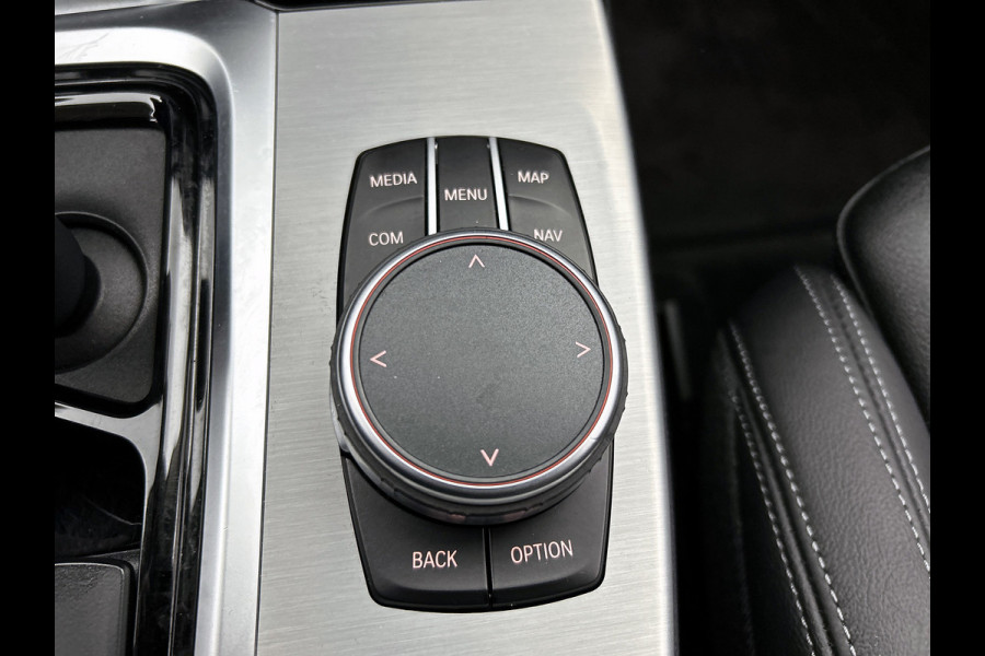 BMW X3 XDrive30e eDrive Edition(Dealer OnderH, Trekhaak, 360 camera, Lane Assist, Adapt Cruise, Stoel/Stuur Verwarm, Etc)