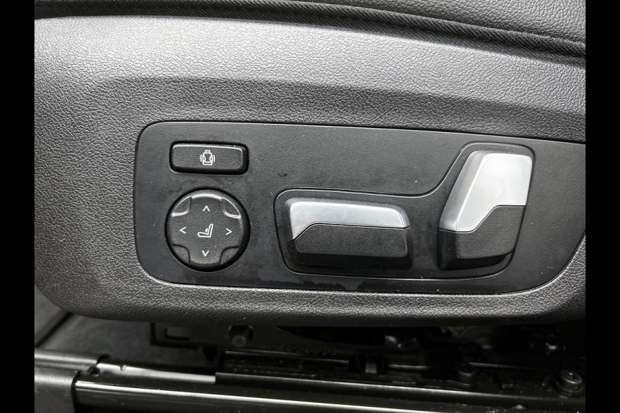 BMW X3 XDrive30e eDrive Edition(Dealer OnderH, Trekhaak, 360 camera, Lane Assist, Adapt Cruise, Stoel/Stuur Verwarm, Etc)