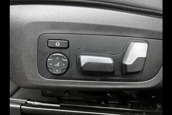 BMW X3 XDrive30e eDrive Edition(Dealer OnderH, Trekhaak, 360 camera, Lane Assist, Adapt Cruise, Stoel/Stuur Verwarm, Etc)