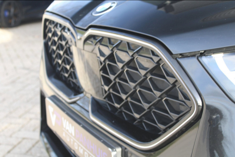BMW X2 SDrive20i M-Sport Pro | Pano | HK | HUD | Memory | 21'' | Iconic Glow