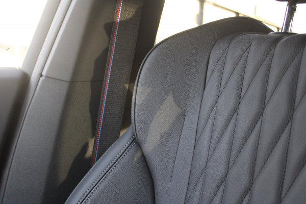 BMW X2 SDrive20i M-Sport Pro | Pano | HK | HUD | Memory | 21'' | Iconic Glow