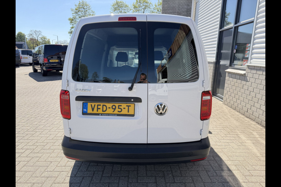 Volkswagen Caddy 1.0 TSI L1H1 BMT Trendline benzine grijs kenteken / euro 6 / bpm vrij / vaste prijs rijklaar € 14.950 ex btw / lease vanaf € / airco / schuifdeur