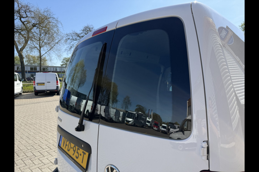 Volkswagen Caddy 1.0 TSI L1H1 BMT Trendline benzine grijs kenteken / euro 6 / bpm vrij / vaste prijs rijklaar € 14.950 ex btw / lease vanaf € / airco / schuifdeur