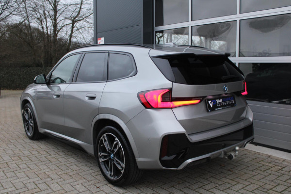 BMW X1 XDrive30e M-Sport Shadow | Pano | ACC | Memory | Massage | HUD | HK | Elek. Trekhaak