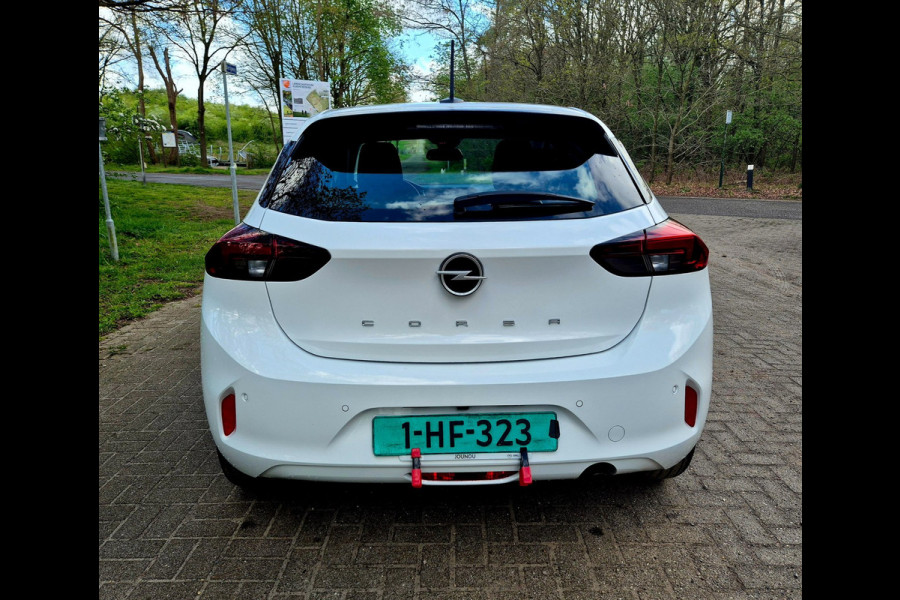 Opel Corsa 1.2 Turbo edition . Camera . Apple carplay