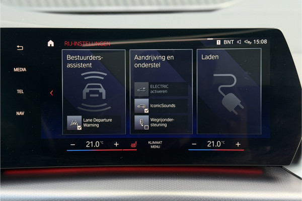 BMW 2 Serie Act.Tourer 230e xDrive 326 PK M-Sport | Panodak | Head-up | Memory | Harman Kardon | Comfort Access