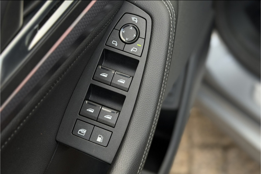 BMW 2 Serie Act.Tourer 230e xDrive 326 PK M-Sport | Panodak | Head-up | Memory | Harman Kardon | Comfort Access