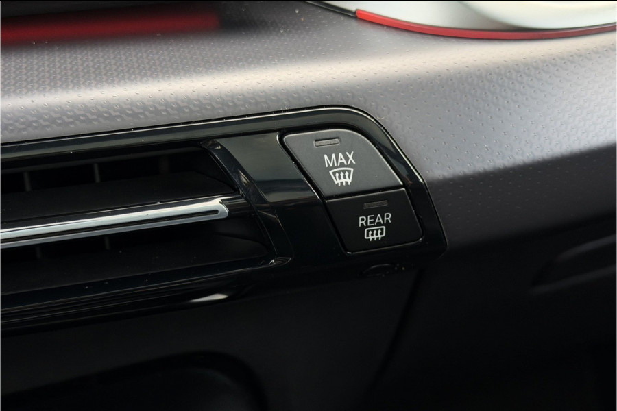 BMW 2 Serie Act.Tourer 230e xDrive 326 PK M-Sport | Panodak | Head-up | Memory | Harman Kardon | Comfort Access