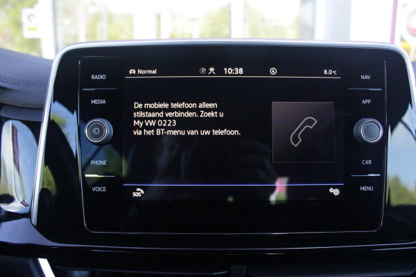 Volkswagen T-Roc Cabrio 1.5 TSI 150PK AUTOMAAT R-LINE BLACK STYLE | ACHTERUITRIJCAMERA | NAVIGATIE  | IQ LIGHT MATRIX KOPLAMPEN | DAB+ RADIO | DRAADLOOS APPLE CARPLAY/ANDROID AUTO | ADAPTIVE CRUISE CONTROL | STOEL/STUUR VERWARMING | 18" LICHTMETALEN VELGEN BLACK | PARKEERSENSOREN VOOR + ACHTER | VIRTUAL COCKPIT | DODEHOEK DETECTIE | R-LINE BEKLEDING | DAB+ RADIO |