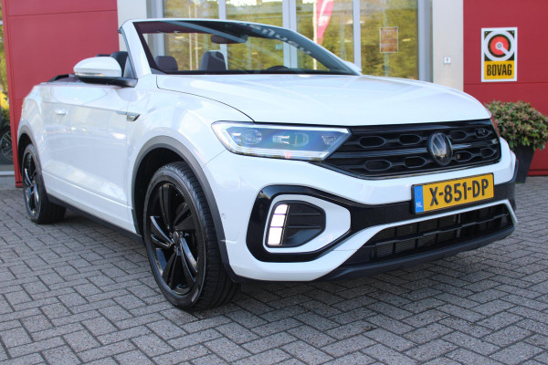 Volkswagen T-Roc Cabrio 1.5 TSI 150PK AUTOMAAT R-LINE BLACK STYLE | ACHTERUITRIJCAMERA | NAVIGATIE  | IQ LIGHT MATRIX KOPLAMPEN | DAB+ RADIO | DRAADLOOS APPLE CARPLAY/ANDROID AUTO | ADAPTIVE CRUISE CONTROL | STOEL/STUUR VERWARMING | 18" LICHTMETALEN VELGEN BLACK | PARKEERSENSOREN VOOR + ACHTER | VIRTUAL COCKPIT | DODEHOEK DETECTIE | R-LINE BEKLEDING | DAB+ RADIO |