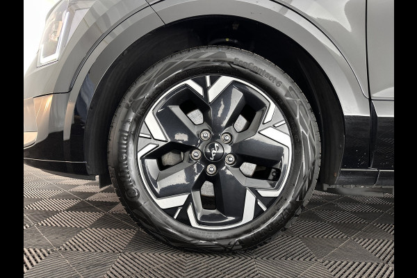 Kia Niro EV DynamicLine 64.8 kWh [ 3-Fase ] {SOH-100%} (INCL.BTW) *LEATHER-FABRIC | ADAPTIVE-CRUISE | DIGI-COCKPIT | KEYLESS | CAMERA | DAB | COMFORT-SEATS | SHIFT-PADDLES | ECC | PDC | 17''ALU*