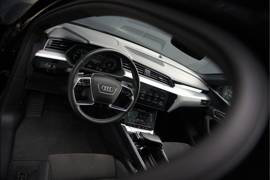 Audi e-tron e-tron 50 quattro Launch edition Black 71 kWh | Black Edition | Panoramadak | Memory Seat | Luchtvering | Adaptive Cruise Control | Keyless | Matrix LED | Stoelverwarming | NAP |