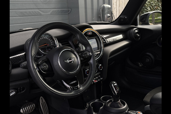 MINI Mini 2.0 Cooper S Chili - Schuif/Kanteldak - Harman & Kardon - John Cooper Works - Apple Carplay -