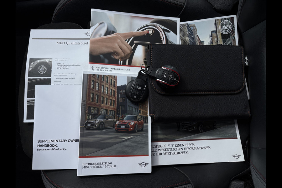 MINI Mini 2.0 Cooper S Chili - Schuif/Kanteldak - Harman & Kardon - John Cooper Works - Apple Carplay -