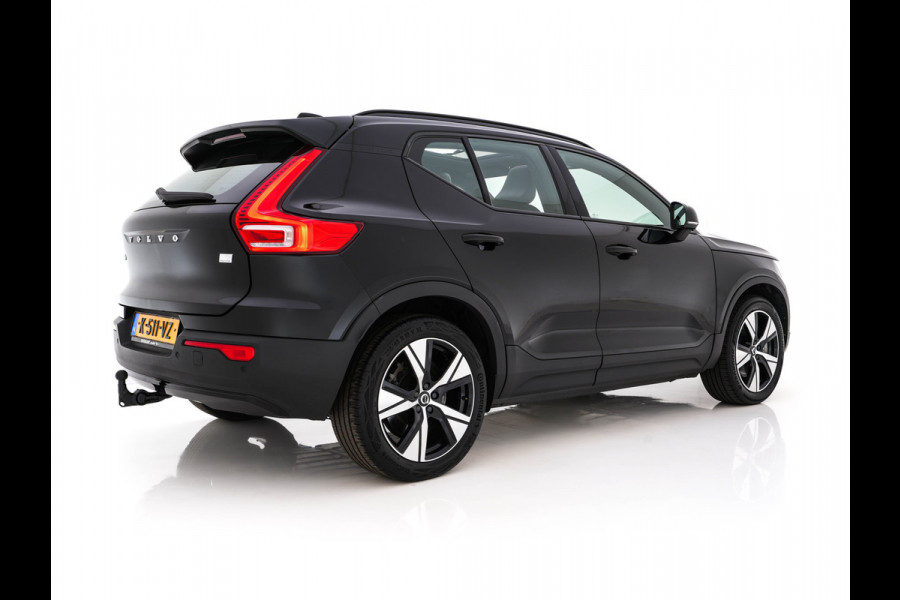 Volvo XC40 Recharge P8 AWD R-Design [ 3-Fase ] (INCL.BTW) Aut. *PANO | LEATHER-ALCANTARA | ADAPTIVE-CRUISE | DIGI-COCKPIT | FULL-LED | CAMERA | NAVI-FULLMAP | ECC | PDC | KEYLESS | HEATED-SPORTSEATS | TOWBAR | 19''ALU*