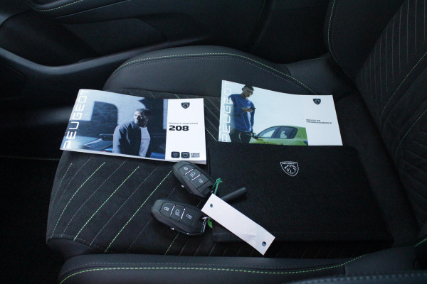 Peugeot 208 1.2 Hybrid 145PK AUTOMAAT GT | ALCANTARA "EXECUTIVE INTERIOR" (STOEL VERWARMING/ELEKTRISCH VERSTELBARE BESTUUDERSSTOEL MET MASSAGE FUNCTIE/ALCANTARA BEKLEDING | METAALLAK "JAUNE AGUENDA" | DRIVE ASSIST PLUS PACK (ADAPTIVE CRUISE CONTROL/STOP & GO FUNCTIE/LANE KEEPING/POSITIONING ASSIST) | 17" LICHTMETALEN VELGEN "YANAKA" | SFEER VERLICHTING IN 8 KLEUREN | KEYLESS ENTRY/START | DRAADLOZE APPLE CARPLAY/ANDROID AUTO | DRAADLOZE TELEFOONLADER | VISION & NAVIGATION PACK (NAVIGATIE/HD CAMERA VOOR EN ACHTER/DODEHOEK BEWAKING/INSTAPVERLICHTING | FULL LED KOPLAMPEN |