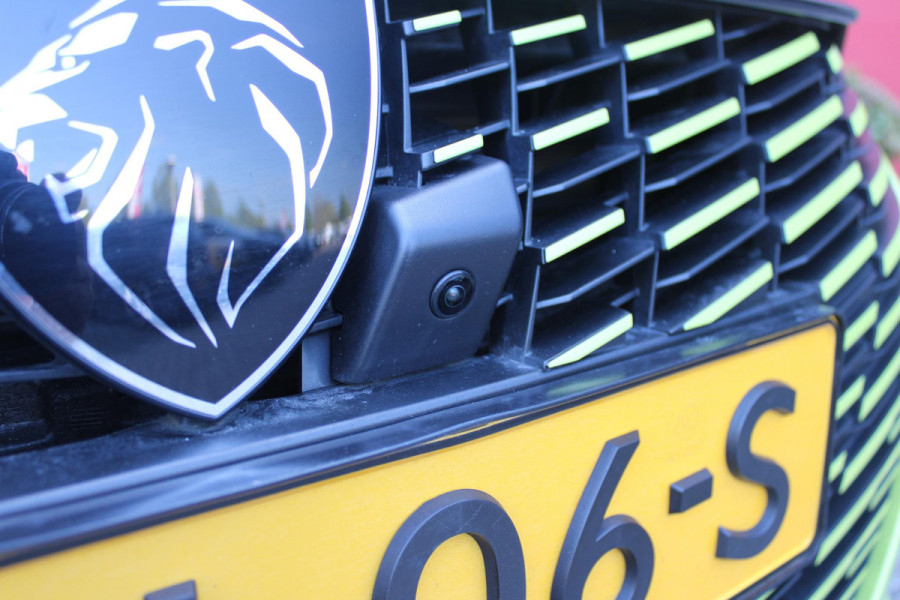 Peugeot 208 1.2 Hybrid 145PK AUTOMAAT GT | ALCANTARA "EXECUTIVE INTERIOR" (STOEL VERWARMING/ELEKTRISCH VERSTELBARE BESTUUDERSSTOEL MET MASSAGE FUNCTIE/ALCANTARA BEKLEDING | METAALLAK "JAUNE AGUENDA" | DRIVE ASSIST PLUS PACK (ADAPTIVE CRUISE CONTROL/STOP & GO FUNCTIE/LANE KEEPING/POSITIONING ASSIST) | 17" LICHTMETALEN VELGEN "YANAKA" | SFEER VERLICHTING IN 8 KLEUREN | KEYLESS ENTRY/START | DRAADLOZE APPLE CARPLAY/ANDROID AUTO | DRAADLOZE TELEFOONLADER | VISION & NAVIGATION PACK (NAVIGATIE/HD CAMERA VOOR EN ACHTER/DODEHOEK BEWAKING/INSTAPVERLICHTING | FULL LED KOPLAMPEN |