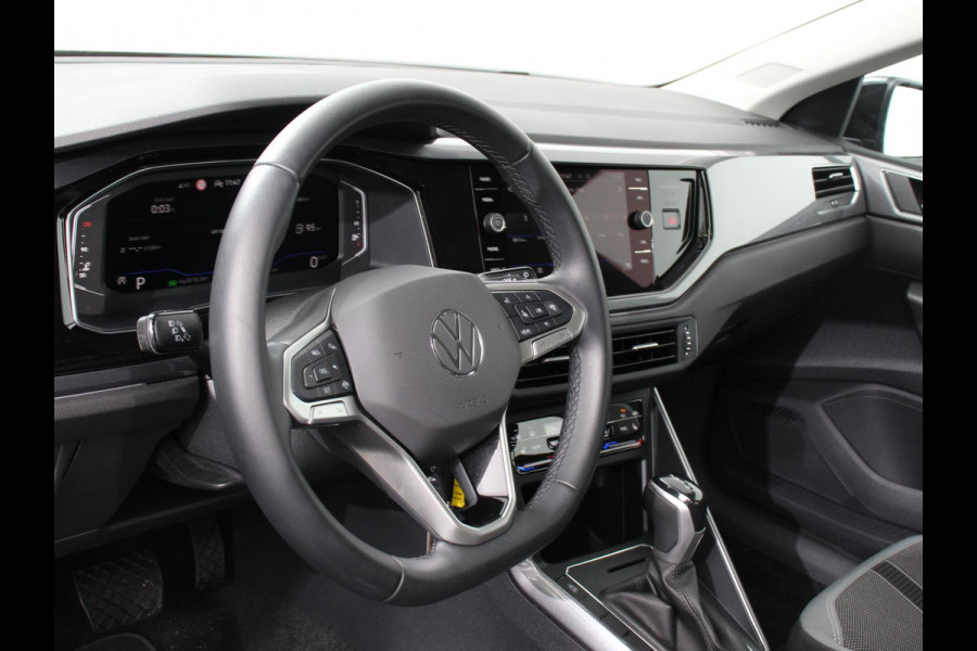Volkswagen Polo 1.0 TSI DSG Style Digitale Cockpit Climate Control Navigatie Apple Carplay/Android Auto Parkeer sensoren Led Cruise Control Parkeer sensoren
