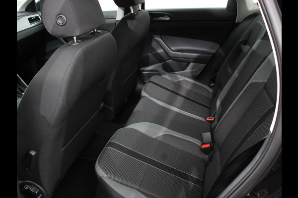 Volkswagen Polo 1.0 TSI DSG Style Digitale Cockpit Climate Control Navigatie Apple Carplay/Android Auto Parkeer sensoren Led Cruise Control Parkeer sensoren