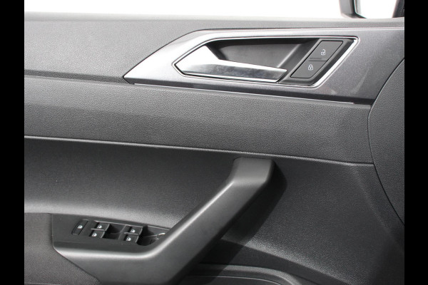 Volkswagen Polo 1.0 TSI DSG Style Digitale Cockpit Climate Control Navigatie Apple Carplay/Android Auto Parkeer sensoren Led Cruise Control Parkeer sensoren