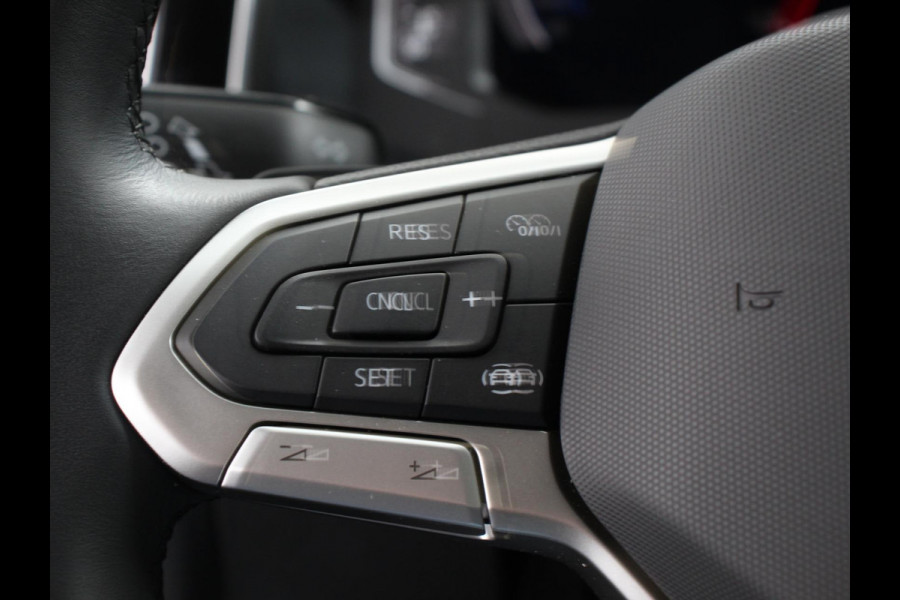 Volkswagen Polo 1.0 TSI DSG Style Digitale Cockpit Climate Control Navigatie Apple Carplay/Android Auto Parkeer sensoren Led Cruise Control Parkeer sensoren