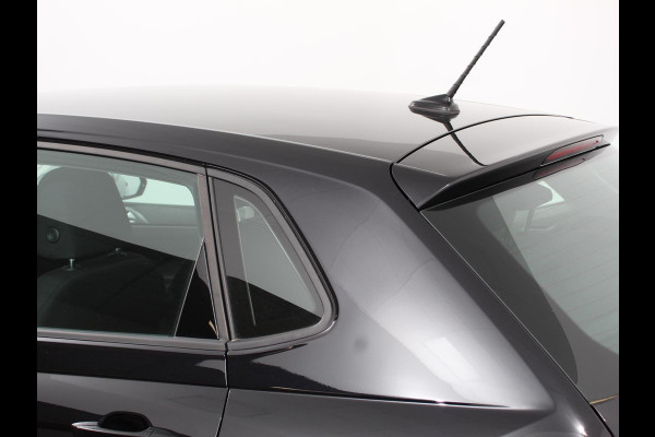 Volkswagen Polo 1.0 TSI DSG Style Digitale Cockpit Climate Control Navigatie Apple Carplay/Android Auto Parkeer sensoren Led Cruise Control Parkeer sensoren