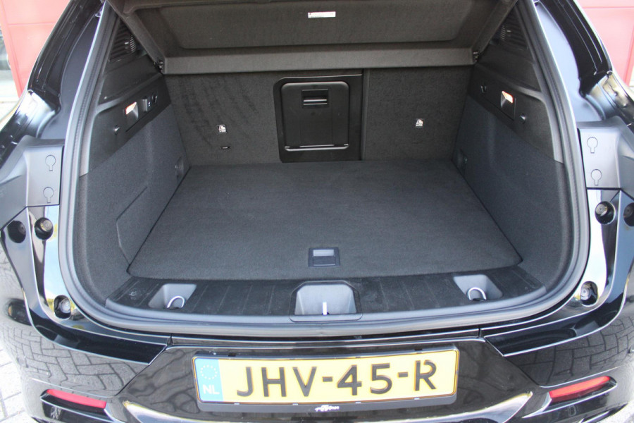 Alfa Romeo Tonale 1.3T PHEV 280PK SPRINT | ADAPTIVE CRUISE CONTROL | LED MATRIX KOPLAMPEN | STOEL/STUUR VERWARMING | PARKEERSENSOREN VOOR + ACHTER | ACHTERUITRIJ CAMERA | DRAADLOZE APPLE CARPLAY/ANDROID AUTO | NAVIGATIE | CLIMATE CONTROL | DRAADLOZE TELEFOONLADER |