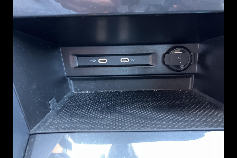 Volkswagen Tiguan 1.5 TSI | Trekhaak | LED | 12 MND Garantie