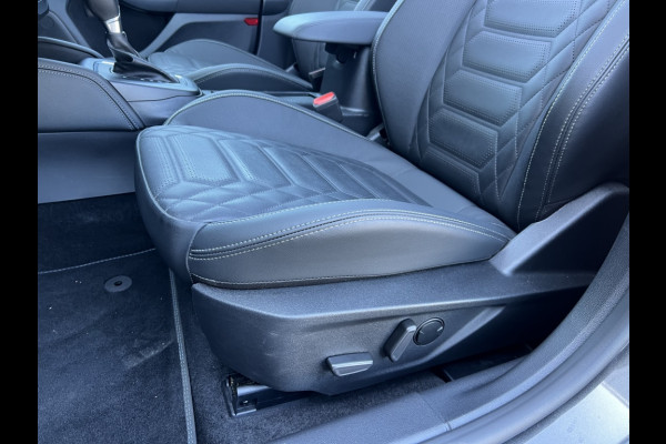 Ford FOCUS Wagon 1.0 EBH Active X 155PK AUTOMAAT! PANODAK! DRIVERPACK!