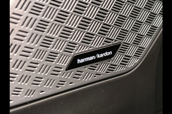 BMW iX1 XDrive30 Launch Edition 67 kWh | Carplay | SOH 99.6% | Leder | Harman/Kardon | Head-up display | Camera |