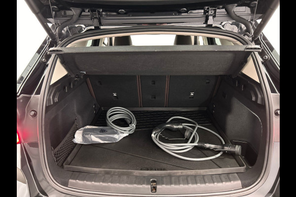 BMW iX1 XDrive30 Launch Edition 67 kWh | Carplay | SOH 99.6% | Leder | Harman/Kardon | Head-up display | Camera |