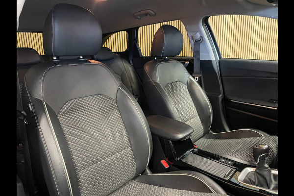 Kia Ceed Sportswagon 1.5 T-GDi DynamicPlusLine|160PK|TREKH|STOEL+STUURVERW|CARPLAY|CAMERA|CLIMATE+CRUISE|1 EIG.|INC.BTW|ORG.NL|NAP