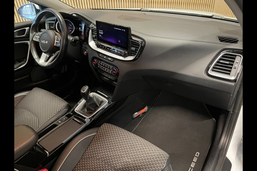 Kia Ceed Sportswagon 1.5 T-GDi DynamicPlusLine|160PK|TREKH|STOEL+STUURVERW|CARPLAY|CAMERA|CLIMATE+CRUISE|1 EIG.|INC.BTW|ORG.NL|NAP