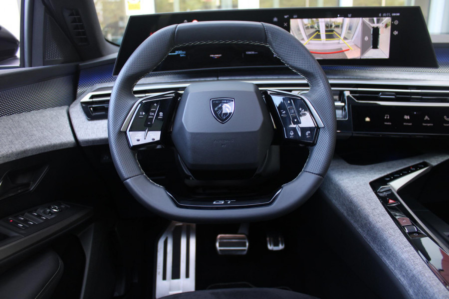 Peugeot E-5008 LAUNCH EDITION GT 325PK Dual Motor 73 kWh | PANORAMA SCHUIF / KANTELDAK | LEDEREN BEKLEDING NAPPA | ELEKTRISCH VERSTELBARE VOOR STOELEN, MET GEHEUGENFUNCTIE OP BESTUURDERSSTOEL | STOEL VERWARMING | STOEL MASAGE | ACHTERBANK VERWARMING | STUUR VERWARMING | WARMTE POMP | ALARM SYSTEEM | DRAADLOOS APPLE CARPLAY / ANDROID AUTO | DRAADLOZE TELEFOONLADER | VISIOPARK 360° HD CAMERA'S | DRIVE ASSIST 2.0 SEMI-AUTONOOMRIJDEN | SFEER VERLICHTING | DRAADLOZE TELEFOONLADER | ADAPTIVE CRUISE CONTROL | DODEHOEK DETECTIE | 7-PERSOONS |