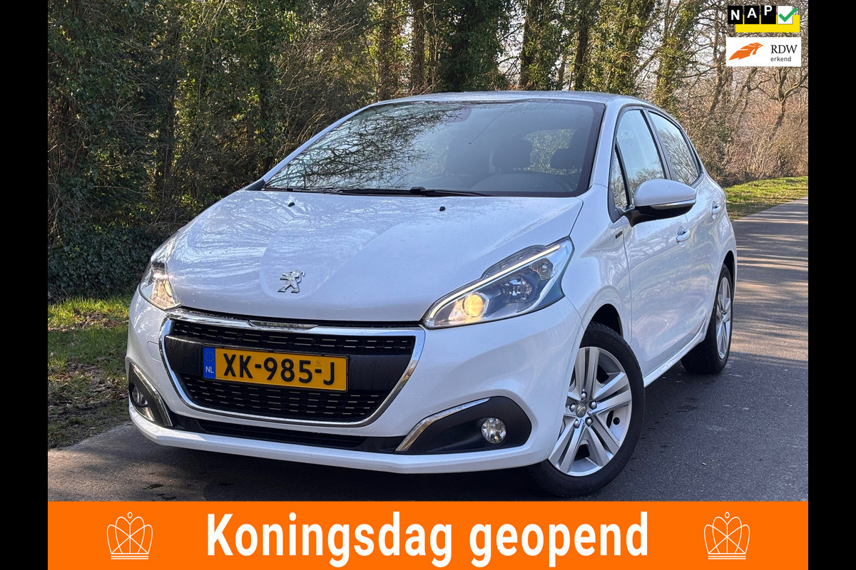 Peugeot 208 1.2 PureTech Signature | Cruise + Navi + " 151.000 " KM NAP |