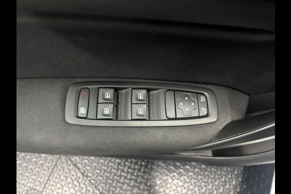 Renault Mégane Estate 1.3 TCe Limited Clima | Cruise | Navi | PDC