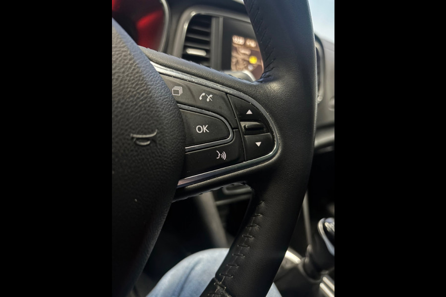 Renault Mégane Estate 1.3 TCe Limited Clima | Cruise | Navi | PDC