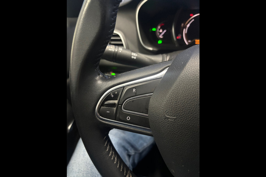 Renault Mégane Estate 1.3 TCe Limited Clima | Cruise | Navi | PDC