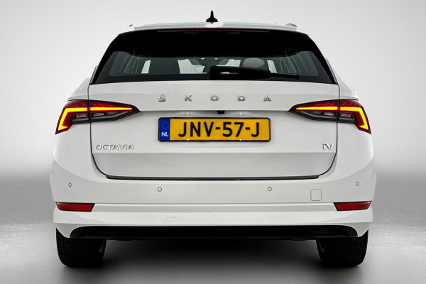 Škoda Octavia Combi 1.4 TSI iV PHEV Sportline Business(Goed OnderH, Carplay/ Android, Camera, Elektrische Stoelen, StoelV, Etc)