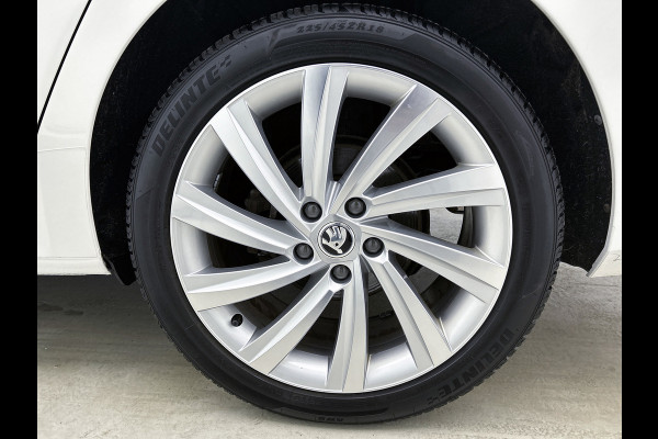 Škoda Octavia Combi 1.4 TSI iV PHEV Sportline Business(Goed OnderH, Carplay/ Android, Camera, Elektrische Stoelen, StoelV, Etc)