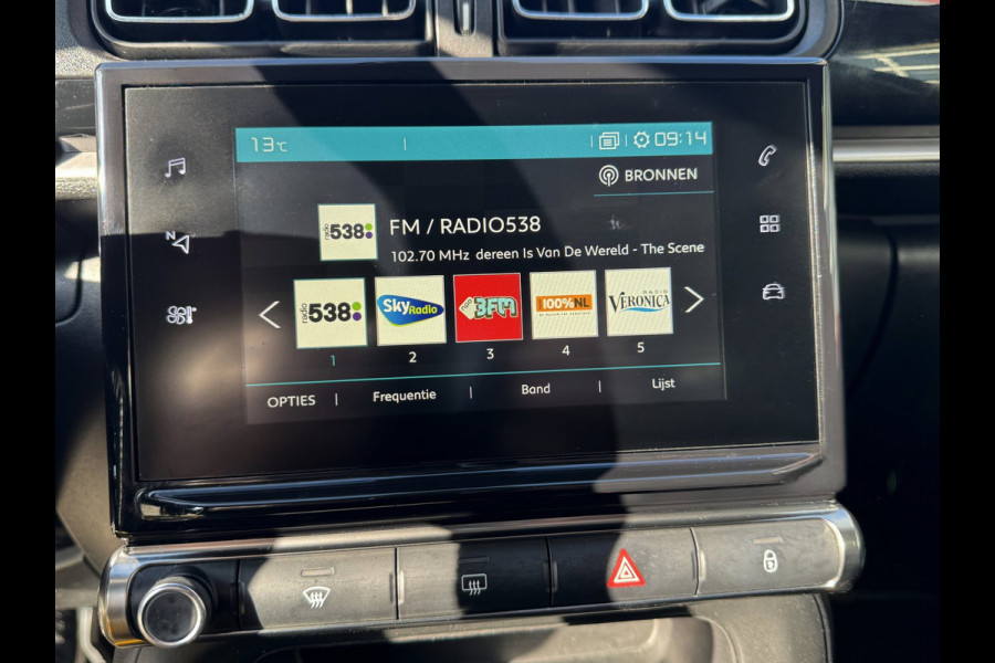 Citroën C3 1.2 PureTech S&S Feel - Navigatie / Apple Carplay I LED I PDC I Sport velgen I Comfort pakket I Nwe APK 04-2027