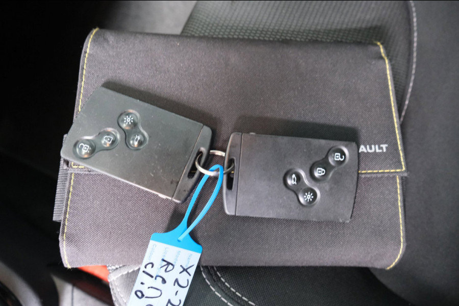 Renault Clio Estate 0.9 TCe Zen - N.A.P. Airco, Cruise, Navi.