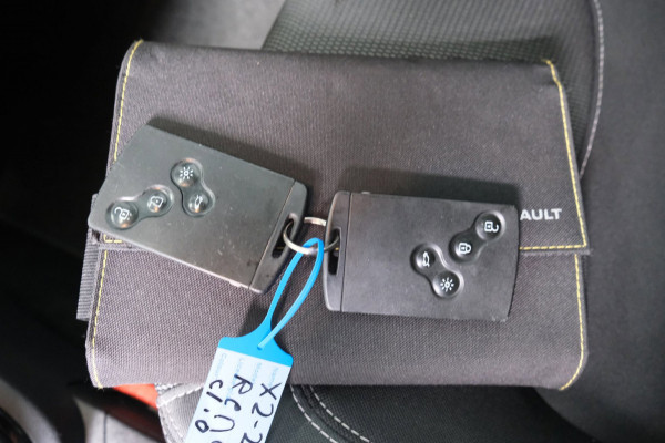 Renault Clio Estate 0.9 TCe Zen - N.A.P. Airco, Cruise, Navi.