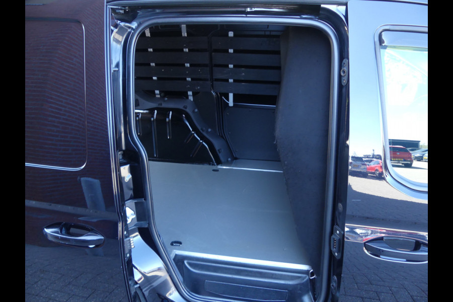 Volkswagen Caddy Cargo 2.0 TDI 75 Edition Leer/LED/Trekhaak/Camera/Navigatie