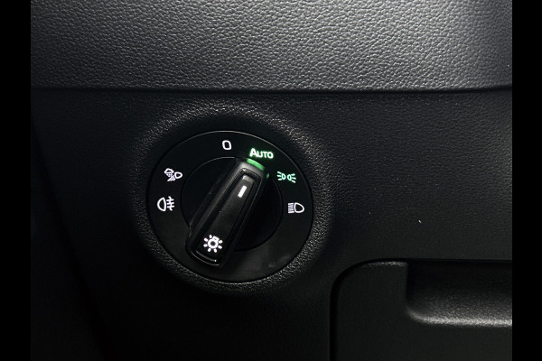 Škoda Karoq 1.5 TSI ACT Sportline Business | PANORAMADAK | 360 CAMERA | WINTERPACK | KEYLESS | NAVI | ELEKTR. ACHTERKLEP