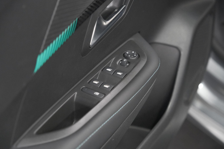 Peugeot 208 PureTech 100 EAT8 Allure Pack | Camera | Navigatie | Apple Carplay | Parkeersensoren