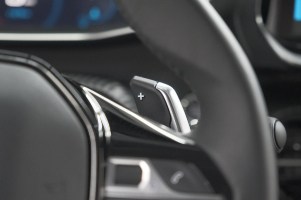 Peugeot 208 PureTech 100 EAT8 Allure Pack | Camera | Navigatie | Apple Carplay | Parkeersensoren